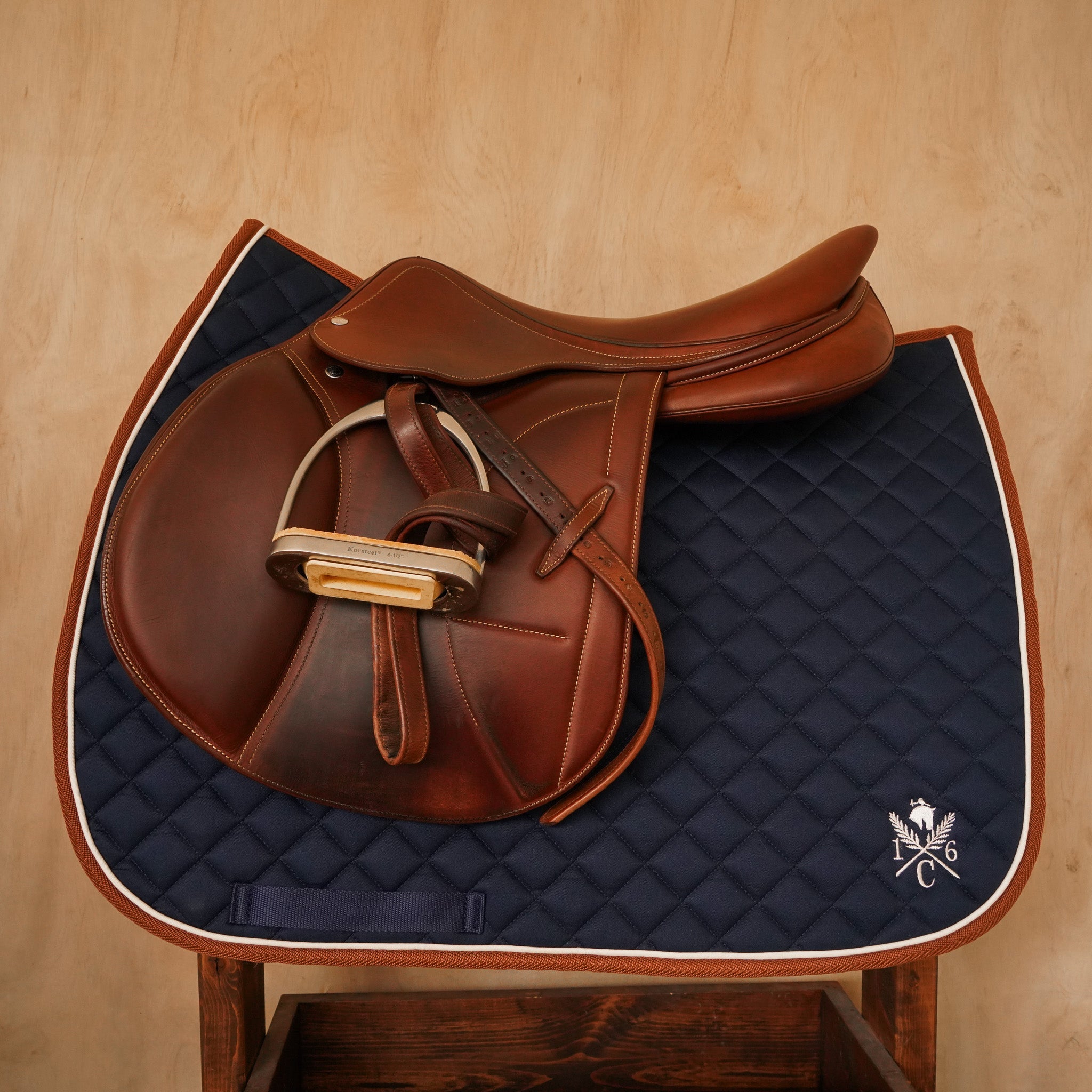 Daily Sport Jumper Saddle Pad - Navy