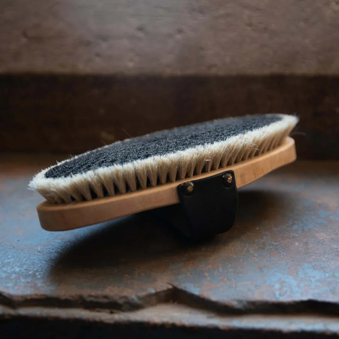 Smart Grooming Traditional Body Brush