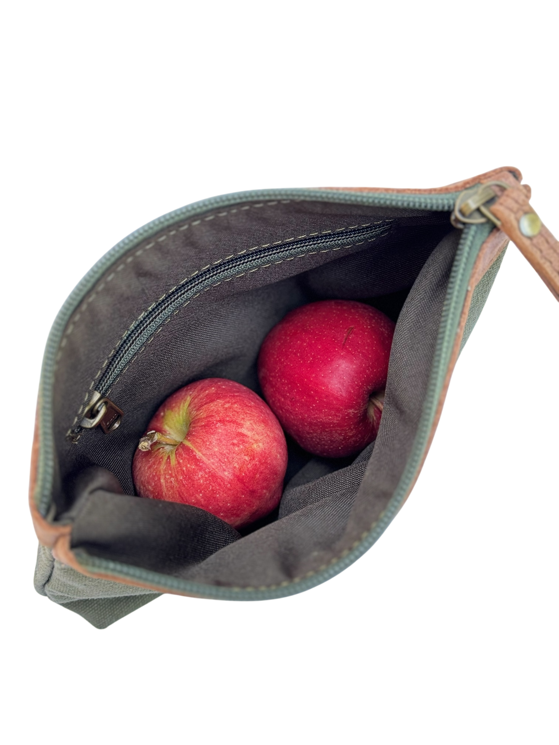 Tucker Tweed Equestrian Apparel & Accessories BARN Makeup Pouch